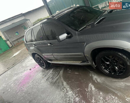 Серый БМВ Х5, объемом двигателя 4.4 л и пробегом 269 тыс. км за 6700 $, фото 1 на Automoto.ua