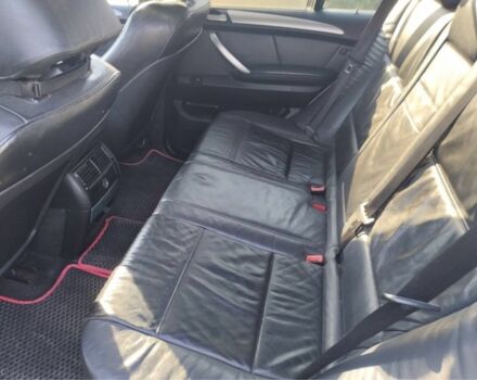 Серый БМВ Х5, объемом двигателя 4.4 л и пробегом 275 тыс. км за 6500 $, фото 5 на Automoto.ua