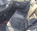 Серый БМВ Х5, объемом двигателя 4.4 л и пробегом 275 тыс. км за 6500 $, фото 5 на Automoto.ua