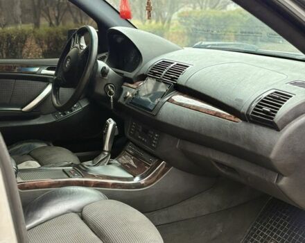 Сірий БМВ Х5, об'ємом двигуна 4.4 л та пробігом 451 тис. км за 6000 $, фото 5 на Automoto.ua