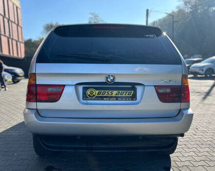 Сірий БМВ Х5, об'ємом двигуна 3 л та пробігом 320 тис. км за 9000 $, фото 4 на Automoto.ua