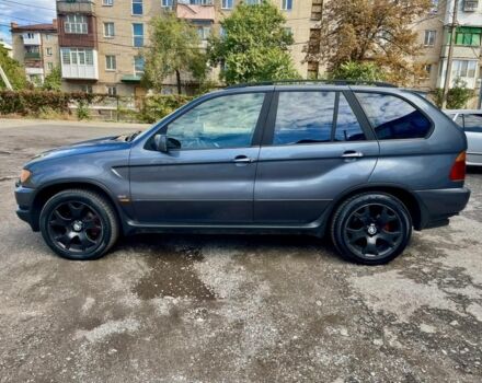 Серый БМВ Х5, объемом двигателя 3 л и пробегом 355 тыс. км за 6000 $, фото 2 на Automoto.ua