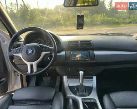 Серый БМВ Х5, объемом двигателя 2.93 л и пробегом 350 тыс. км за 6950 $, фото 9 на Automoto.ua