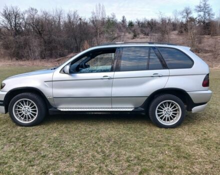 Сірий БМВ Х5, об'ємом двигуна 0 л та пробігом 300 тис. км за 7000 $, фото 2 на Automoto.ua