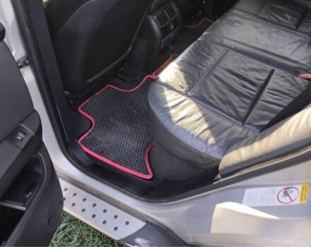 Серый БМВ Х5, объемом двигателя 4.4 л и пробегом 275 тыс. км за 6500 $, фото 6 на Automoto.ua