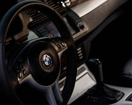 Серый БМВ Х5, объемом двигателя 3 л и пробегом 424 тыс. км за 6400 $, фото 6 на Automoto.ua