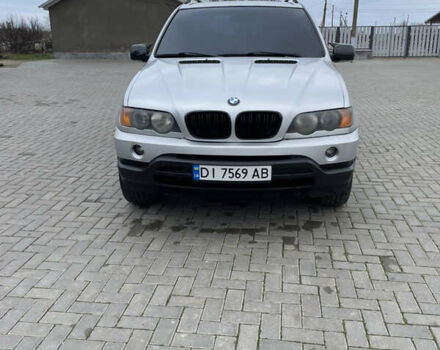 Серый БМВ Х5, объемом двигателя 3 л и пробегом 371 тыс. км за 7499 $, фото 2 на Automoto.ua
