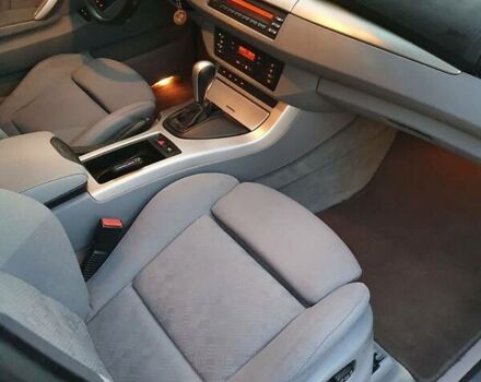 Серый БМВ Х5, объемом двигателя 2.9 л и пробегом 402 тыс. км за 9500 $, фото 49 на Automoto.ua