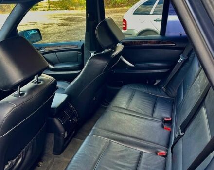 Серый БМВ Х5, объемом двигателя 3 л и пробегом 355 тыс. км за 6000 $, фото 9 на Automoto.ua