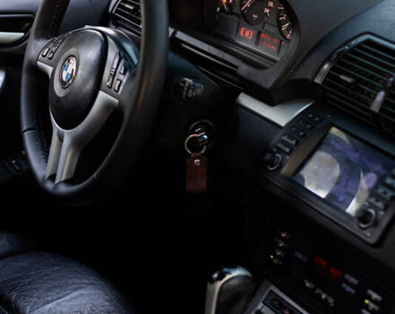 Серый БМВ Х5, объемом двигателя 3 л и пробегом 424 тыс. км за 6400 $, фото 9 на Automoto.ua