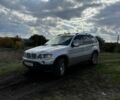 Серый БМВ Х5, объемом двигателя 3 л и пробегом 200 тыс. км за 4600 $, фото 1 на Automoto.ua