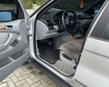 Серый БМВ Х5, объемом двигателя 3 л и пробегом 371 тыс. км за 7499 $, фото 12 на Automoto.ua