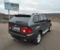 Серый БМВ Х5, объемом двигателя 3 л и пробегом 300 тыс. км за 5900 $, фото 2 на Automoto.ua