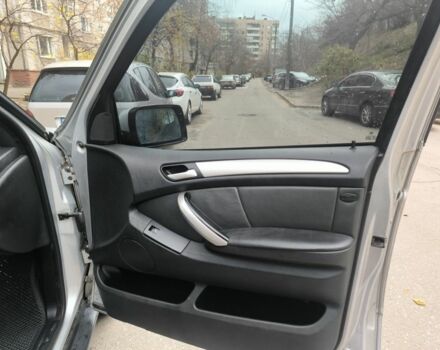 Серый БМВ Х5, объемом двигателя 2.9 л и пробегом 440 тыс. км за 9100 $, фото 6 на Automoto.ua