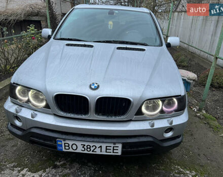 Серый БМВ Х5, объемом двигателя 4.4 л и пробегом 350 тыс. км за 7500 $, фото 4 на Automoto.ua