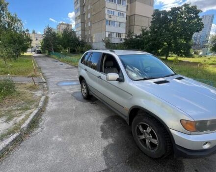 Серый БМВ Х5, объемом двигателя 3 л и пробегом 290 тыс. км за 4800 $, фото 1 на Automoto.ua