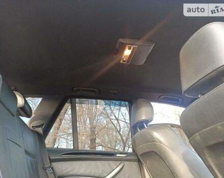 Серый БМВ Х5, объемом двигателя 3 л и пробегом 380 тыс. км за 10600 $, фото 25 на Automoto.ua