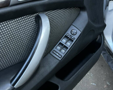 Сірий БМВ Х5, об'ємом двигуна 4.4 л та пробігом 465 тис. км за 6200 $, фото 16 на Automoto.ua