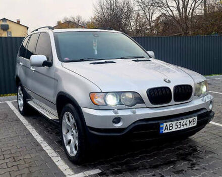 Серый БМВ Х5, объемом двигателя 4.4 л и пробегом 330 тыс. км за 8000 $, фото 1 на Automoto.ua
