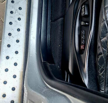 Серый БМВ Х5, объемом двигателя 4.4 л и пробегом 330 тыс. км за 8000 $, фото 14 на Automoto.ua