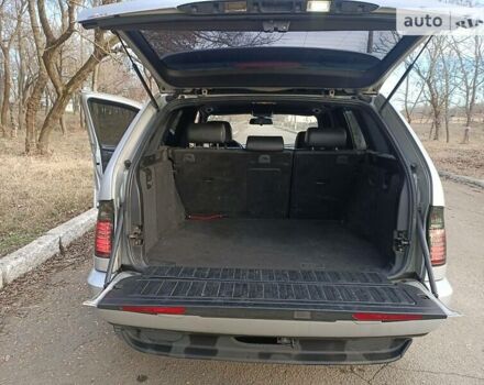 Серый БМВ Х5, объемом двигателя 3 л и пробегом 380 тыс. км за 10600 $, фото 29 на Automoto.ua