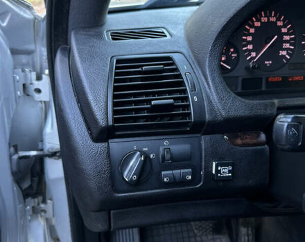 Сірий БМВ Х5, об'ємом двигуна 4.4 л та пробігом 465 тис. км за 6200 $, фото 15 на Automoto.ua