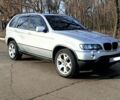 Серый БМВ Х5, объемом двигателя 3 л и пробегом 380 тыс. км за 10600 $, фото 1 на Automoto.ua