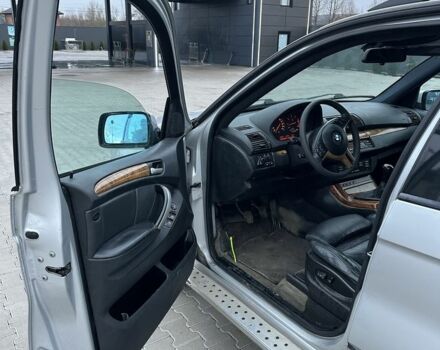 Сірий БМВ Х5, об'ємом двигуна 0 л та пробігом 390 тис. км за 3695 $, фото 4 на Automoto.ua
