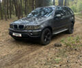 Серый БМВ Х5, объемом двигателя 3 л и пробегом 420 тыс. км за 8300 $, фото 1 на Automoto.ua