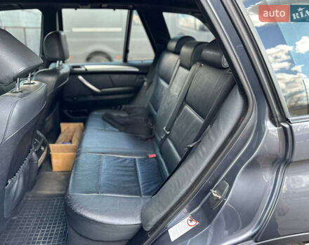 Серый БМВ Х5, объемом двигателя 3 л и пробегом 394 тыс. км за 8500 $, фото 8 на Automoto.ua