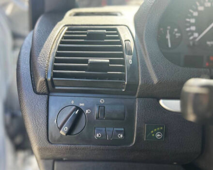 Серый БМВ Х5, объемом двигателя 3 л и пробегом 260 тыс. км за 9700 $, фото 12 на Automoto.ua