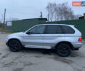 Серый БМВ Х5, объемом двигателя 3 л и пробегом 330 тыс. км за 4799 $, фото 5 на Automoto.ua