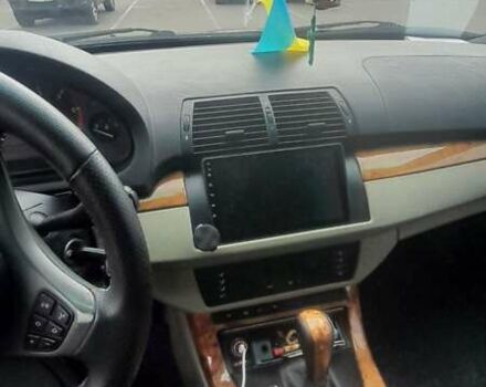 Серый БМВ Х5, объемом двигателя 2.93 л и пробегом 400 тыс. км за 8900 $, фото 10 на Automoto.ua