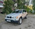 Серый БМВ Х5, объемом двигателя 4.4 л и пробегом 400 тыс. км за 6500 $, фото 1 на Automoto.ua