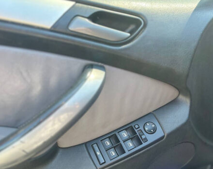 Серый БМВ Х5, объемом двигателя 3 л и пробегом 260 тыс. км за 9700 $, фото 9 на Automoto.ua