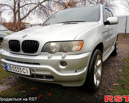 Серый БМВ Х5, объемом двигателя 3 л и пробегом 300 тыс. км за 8000 $, фото 2 на Automoto.ua