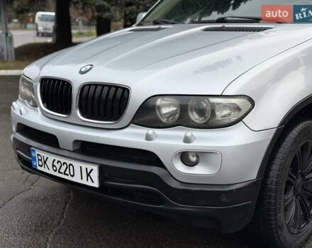 Серый БМВ Х5, объемом двигателя 2.99 л и пробегом 353 тыс. км за 7950 $, фото 5 на Automoto.ua