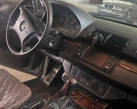 Серый БМВ Х5, объемом двигателя 3 л и пробегом 420 тыс. км за 8300 $, фото 7 на Automoto.ua