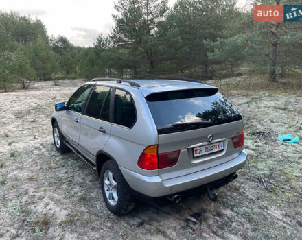Серый БМВ Х5, объемом двигателя 3 л и пробегом 380 тыс. км за 5000 $, фото 5 на Automoto.ua