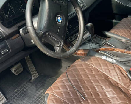 Серый БМВ Х5, объемом двигателя 3 л и пробегом 420 тыс. км за 8300 $, фото 5 на Automoto.ua