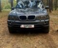 Серый БМВ Х5, объемом двигателя 3 л и пробегом 440 тыс. км за 8100 $, фото 3 на Automoto.ua