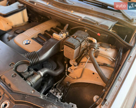 Серый БМВ Х5, объемом двигателя 2.93 л и пробегом 256 тыс. км за 10999 $, фото 8 на Automoto.ua