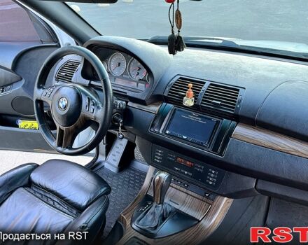 Серый БМВ Х5, объемом двигателя 4.6 л и пробегом 384 тыс. км за 7700 $, фото 3 на Automoto.ua