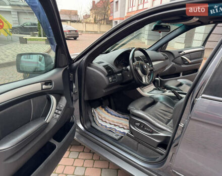 Серый БМВ Х5, объемом двигателя 2.93 л и пробегом 456 тыс. км за 8450 $, фото 88 на Automoto.ua