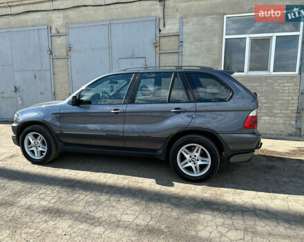 Серый БМВ Х5, объемом двигателя 3 л и пробегом 394 тыс. км за 8500 $, фото 21 на Automoto.ua
