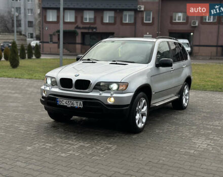 Серый БМВ Х5, объемом двигателя 2.93 л и пробегом 435 тыс. км за 8000 $, фото 2 на Automoto.ua