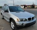 Серый БМВ Х5, объемом двигателя 3 л и пробегом 320 тыс. км за 4897 $, фото 1 на Automoto.ua
