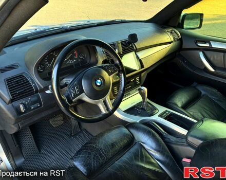Серый БМВ Х5, объемом двигателя 3 л и пробегом 377 тыс. км за 7999 $, фото 6 на Automoto.ua