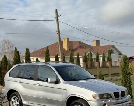 Серый БМВ Х5, объемом двигателя 3 л и пробегом 280 тыс. км за 5999 $, фото 3 на Automoto.ua