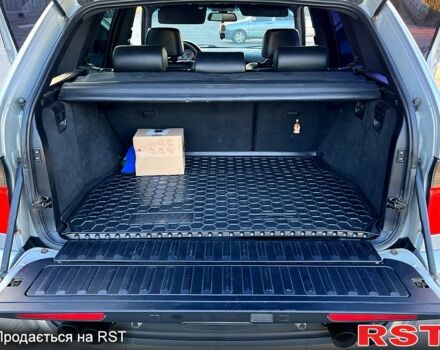 Серый БМВ Х5, объемом двигателя 4.6 л и пробегом 384 тыс. км за 7700 $, фото 4 на Automoto.ua